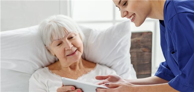 Pflege tastet sich an die Telematikinfrastruktur heran Digitale Anwendungen gibt es auch in Pflegeheimen und von ambulanten Pflegediensten bereits. Dienste und Pfleger selbst sind allerdings noch nicht über die TI angebunden.