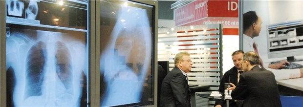 Fortbildung in Sachen Telemedizin Digitale Bildverarbeitung und -archivierung sind zwei der vielen Themen auf der conhIT. Das Bild stammt von der Vorläufermesse ITeG im vergangenen Jahr.