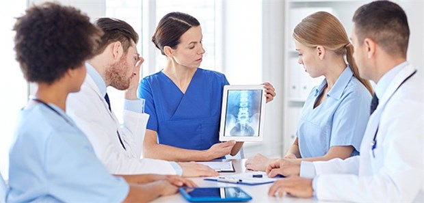 Digitalisierung – Ärzte zwischen Hoffnung und Ernüchterung Digitalisierung im Krankenhaus: An vielen Stellen gibt es einer neuen Umfrage des Marburger Bunds zufolge noch deutlich Nachholbedarf.