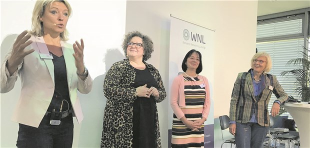 Diskutierten die Hemmnisse für Karrieren von Ärztinnen (v.l.): Dr. Susanne Eble, Tanja Peters, Thekla Wandelt und Dr. Astrid Bühren.