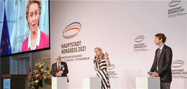 Die Lehren aus der Corona-Pandemie Diskutierten live: Kongresspräsident Prof. Karl Max Einhäupl (v.l.), Ethikratchefin Prof. Alena Buyx und Virologe Prof. Christian Drosten. EU-Kommissionspräsidenten Ursula von der Leyen hatte einen Videogruß geschickt.