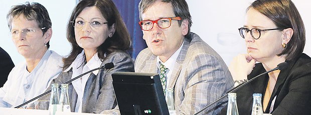 Lob und Kritik für das Versorgungsgesetz Diskutierten über Perspektiven von Landärzten: Regina Feldmann (v.l.), Monika Mohr, Daniel Rühmkorf und Annette Wiedmann-Mauz.