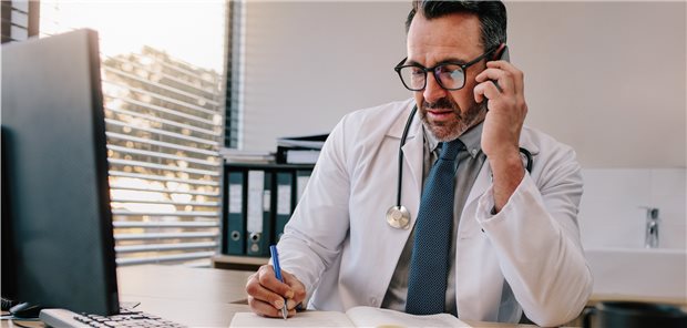 Doc am Rohr: Corona hat den Patientenwunsch nach ausschließlicher telefonischer Beratung im März drastisch befeuert.