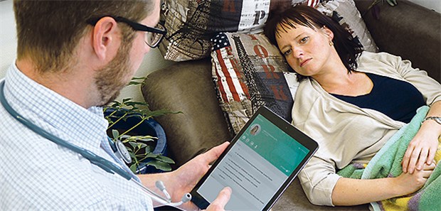 Digitale Patientenakten erobern iPad und Co Dokumentation direkt auf Hausbesuch: Zusatzmodule oder Software-Apps machen es möglich.