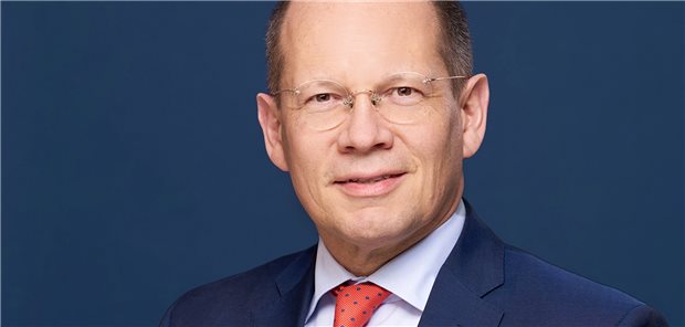 Wie möchten Sie den ÖGD für Ärzte attraktiver machen, Dr. Botzlar? Dr. Andreas Botzlar, 2. Vorsitzender des Marburger Bundes, leitet dort die Kleine Tarifkommission