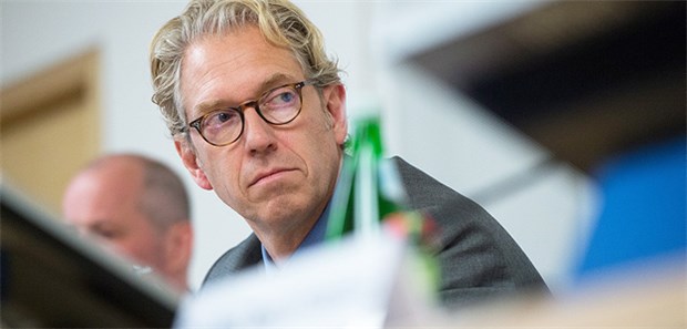 'Ich wäre auch nicht in Jubelschreie ausgebrochen' Dr. Andreas Gassen zeigt Verständnis für die Kritiker aus den eigenen Reihen.