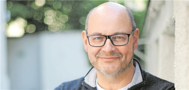 Dr. Andreas Schießl, Oberarzt im Fachzentrum für Anästhesie und Intensivmedizin der Schön Klinik München-Harlaching, sowie Mitgründer des Vereins PSU-Akut und Delegierter der bayerischen LÄK beim Deutschen Ärztetag.