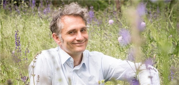 „Trägheit ist eine Form von Realitätsverweigerung“ Dr. Andreas Weber, Philosoph und Autor.