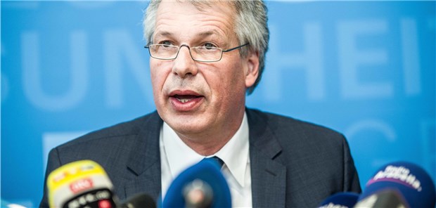 So kam das Coronavirus nach Bayern Dr. Andreas Zapf, Präsident des Bayerischen Landesamts für Gesundheit und Lebensmittelsicherheit (LGL), spricht über den Fall des infizierten Mannes aus dem Landkreis Starnberg.