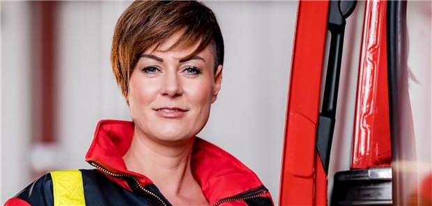 Notärztin mit Energie und Empathie Dr. Carola Holzner ist Fachärztin für Anästhesie mit Zusatzbezeichnung Spezielle Intensivmedizin und Notfallmedizin