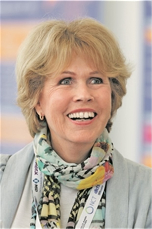 "Darmkrebs unter 50? In Deutschland (k)ein Thema!" Dr. Christa Maar, Vorstand Felix Burda Stiftung