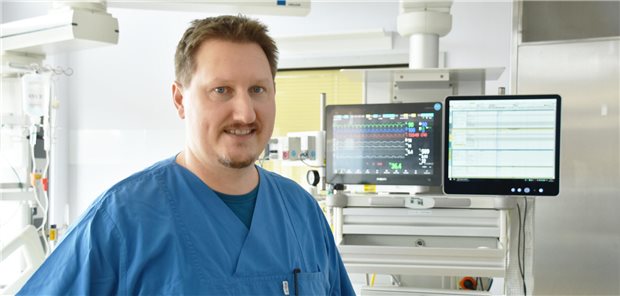 Christoph Busjahn wird Chefarzt am KMG Klinikum Güstrow Dr. Christoph Busjahn wechselt aus Rostock nach Güstrow