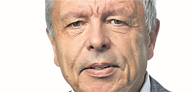 Dr. Franz Barthmann: Präsident der LÄK Holstein und Telematikbeauftragter der BÄK sowie Vorsitzender der Weilterbildungskommission der BÄK.