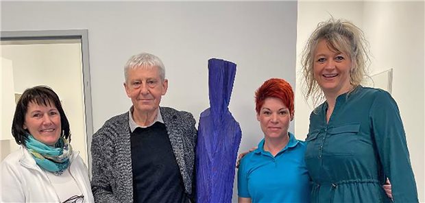 Dr. Gerhard Barthe und sein Team in der neuen Praxis in Meißen. 