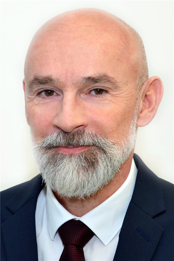Klinikchef Götz Brodermann kehrt nach Bayern zurück und verlässt Cottbus Dr. Götz Brodermann