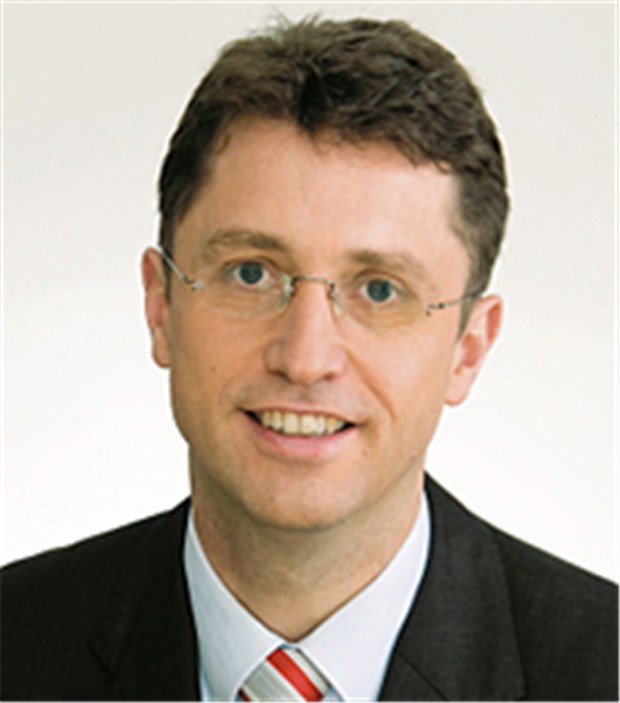 Versorgungsmanagement aus einem Guss Dr. Heinz Giesen: Für Versorgungsengpässe gibt es einen Spezialisten-Service.