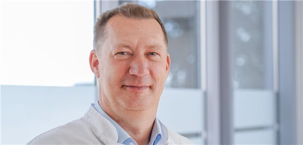 WEGE-Klinik: Neuer Chefarzt der Klinik für Palliativmedizin Dr. Hennig Cuhls, neuer Chefarzt der Klinik für Palliativmedizin in Bonn.