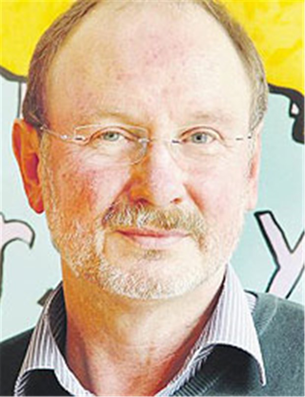 Krebskranke Kinder wohnortnah betreut Dr. Hermann Müller, Chefarzt der Kinderonkologie im Klinikum Oldenburg: "In den Familien geht es auch sehr um die psychosoziale Betreuung."