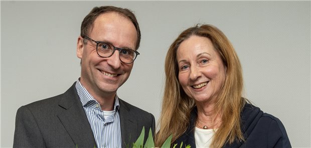 Chefarztwechsel in der Radiologie in Wehrda Dr. Jens Holger Figiel (links) ist neuer Chefarzt der Radiologie im DGD Diakonie-Krankenhaus Wehrda - er löst Dr. Elisabeth List-Hellwig ab, die in den Ruhestand verabschiedet wurde.