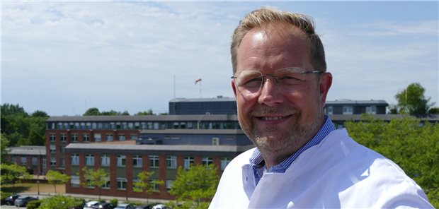 Dr. Jörg Löwe ist neuer Chefarzt der Abteilung Endoprothetik im Kieler Lubinus Clinicum.
