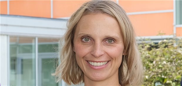 Dr. Johanna Theruvath von der Stanford University wurde in Frankfurt der Dr. Maresch-Klingelhöffer-Forschungspreis 2022 verliehen.