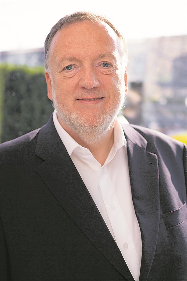 Cannabis – So klappt die Antragsstellung Dr. Johannes Horlemann: Für die Schmerztherapie dürfen grundsätzlich alle Medizinalhanf-Präparate verordnet werden.