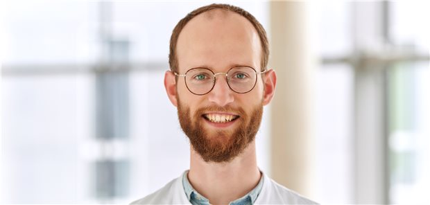 Bonner Assistenzarzt mit Quality-of-Life-Preis geehrt Dr. Johannes Weller ist Assistenzarzt an der Klinik und Poliklinik für Neurologie am Universitätsklinikum Bonn.
