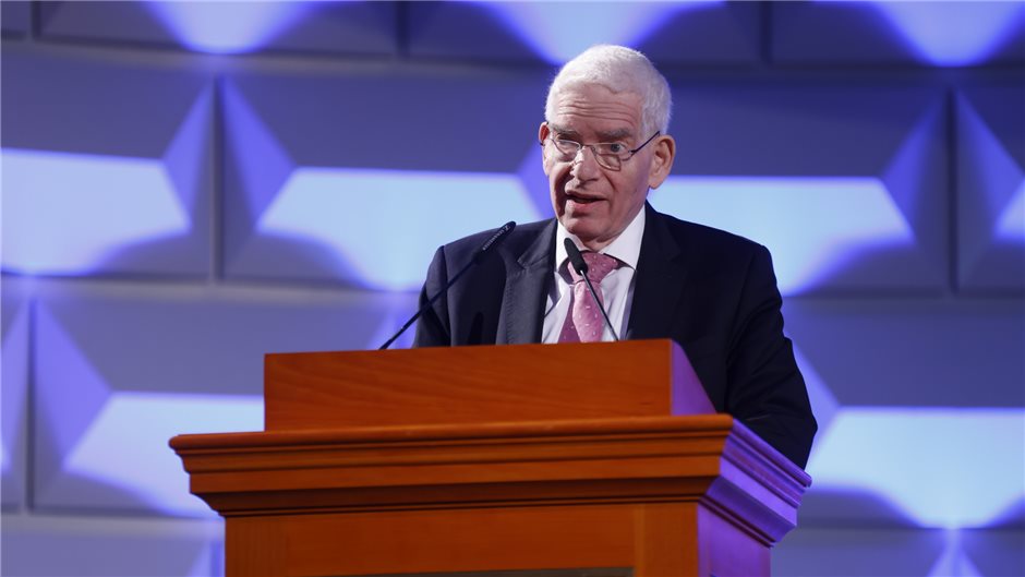 Dr. Josef Schuster wurde neben Professor Ulrich Gottstein und Professor Werner S...