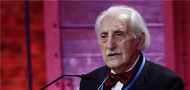 Dr. Leon Weintraub appelliert an Merz: „Menschenfeindliches Zustrombegrenzungsgesetz“ aufgeben! Dr. Leon Weintraub während der Zeremonie zum 80. Jahrestag der Befreiung von Auschwitz-Birkenau am 27. Januar dieses Jahres.