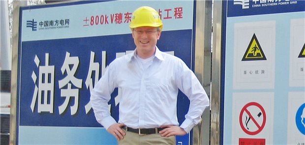 Dr. Matthias Roth, Facharzt für Allgemeinmedizin und Arbeitsmedizin, bei einem Arbeitseinsatz in China.