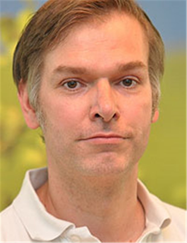 Ein Programm für dicke Kinder Dr. Michael Emken, Allgemeinmediziner in Bad Segeberg.