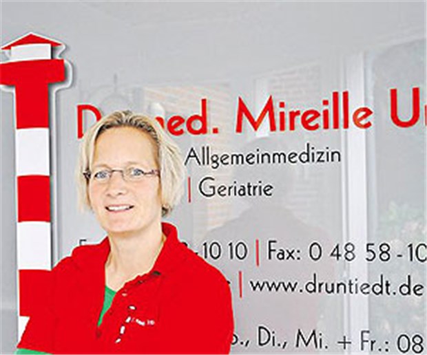 Endlich glücklich - als Landärztin Dr. Mireille Untiedt schätzt die Vorteile der Landarzt- und der Einzelpraxis. "Die Zufriedenheit in der Einzelpraxis ist einfach höher", sagt sie.