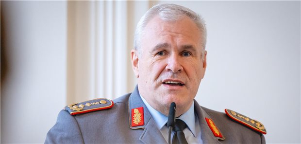Dr. Ralf Hoffmann: Der höchste Bundeswehrmediziner fordert Resilienz der Gesellschaft auch in kriegerischen Auseinandersetzungen ein.