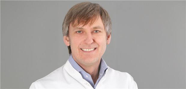 Dr. Ryszard van Rhee