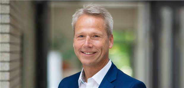Dirk Albrecht neuer Vorsitzender des Katholischen Krankenhausverbands Dr. med. Dirk Albrecht steht neu an der Spitze des Katholischen Krankenhausverbands Deutschland.