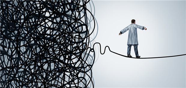 Welche Softskills brauchen Ärzte heute? Drahtseilakt: Ärzte balancieren oft zwischen fachlichem Wissen und menschlich geprägter Patientenbetreuung.