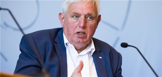 Düsseldorf: NRW-Gesundheitsminister Karl-Josef Laumann im Landtag. „Unterhalb dieser Schwelle ist jetzt so langsam alles gemacht“, meinte er zur Widerspruchslösung.