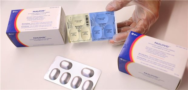 BÄK: Paxlovid-Abgabe allen Fachrichtungen erlauben Durch welche Hände soll es gehen dürfen, das Paxlovid?