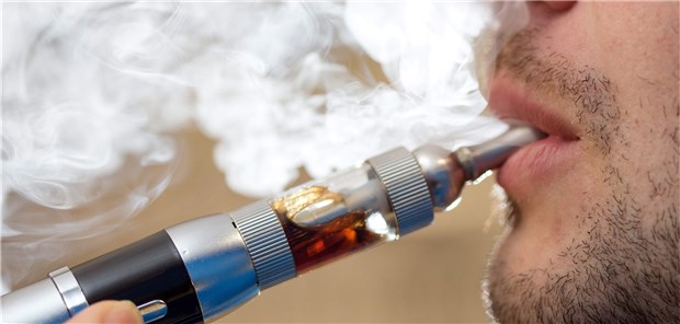 E-Zigaretten produzieren endothelschädigende Aldehyde. 