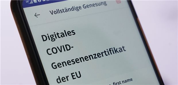 Sechs-Monate-Zertifikat auch nach verkürztem COVID-Genesenenstatus EU-Zertifikat: Digitale Nachweise des Genesenenstatus könnten für länger als drei Monate ausgestellt sein.