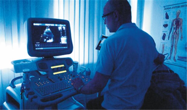 Echokardiografie hat zentrale Bedeutung bei initialer Klärung.