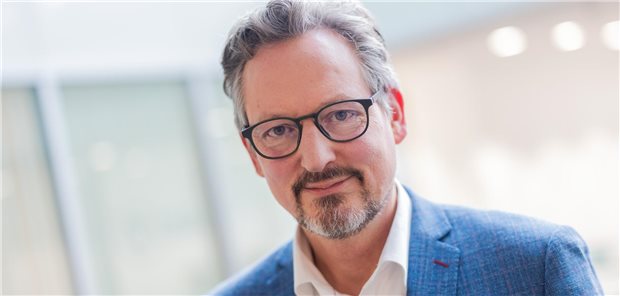 Eckart von Hirschhausen gewinnt Fake News-Streit mit Meta Eckart von Hirschhausen