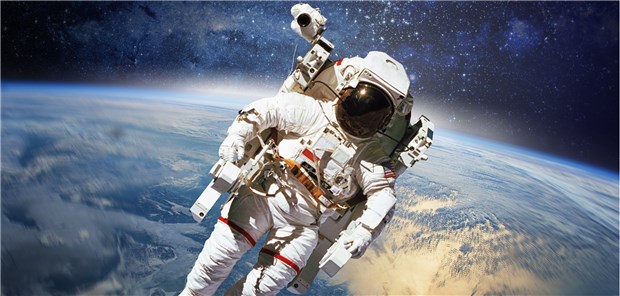 Wie Astro-Alex jetzt medizinisch untersucht wird Ein Astronaut im Weltall. Der Körper reagiert auf die All-Belastung oft mit Seh- und Gleichgewichtsstörungen nach der Rückkehr.