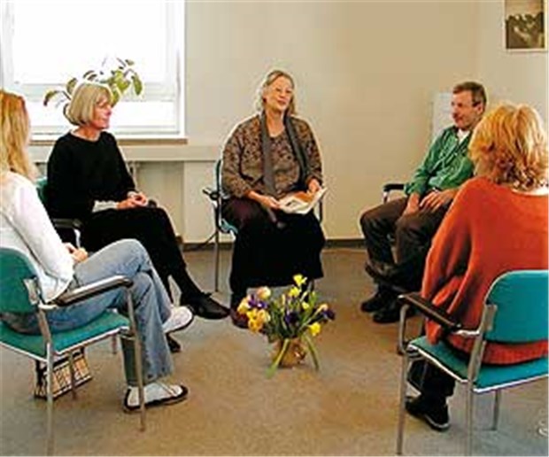 Defibrillator-Träger brauchen mehr Kardiopsychologen Ein Austausch mit anderen Betroffen hilft vielen ICD-Trägern. Die Zahl der Selbsthilfegruppen in Deutschland wächst.