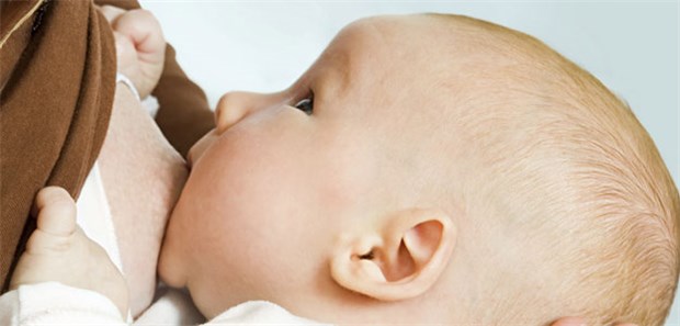Berliner Mutter entfacht Still-Streit Ein Baby wird gestillt: Die natürlichste Sache der Welt, und doch sorgt sie in diesen Tagen für Streit.