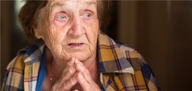 Ein Delir kann verschiedene Ursachen haben etwa metabolische Störungen, Hypoxien, Lungenfunktionsstörungen, Anämien.