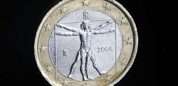 Verschönerungen in letzter Minute Ein Euro mehr für die Förderung der Prävention: Italienische Euromünze mit Leonardo da Vincis Skizze menschlicher Körperproportionen.