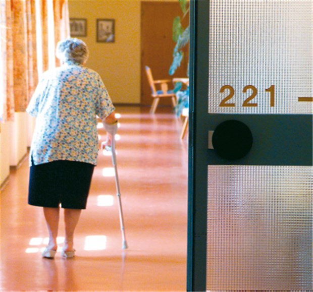 Neues System soll Patienten orten Ein Funksignal soll in Zukunft verhindern, dass Patienten sich in einem Krankhaus verirren. So können sie schnell geortet werden ©bilderbox/fotolia.