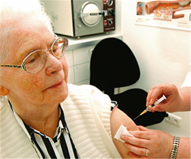 Wirksamere Grippe-Impfstoffe dringend gebraucht Ein Pieks gegen Grippe.