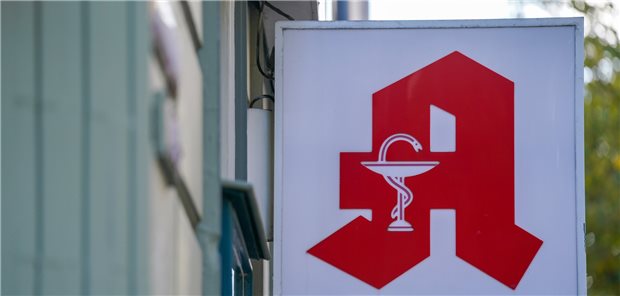 Ein Start-up bietet Apothekerinnen und Apothekern Zugang zu einer digitalen Infrastruktur, mit der sie ihren Kunden eine Reihe digitaler Angebote machen und gleichzeitig von der Vernetzung mit anderen Akteuren im Gesundheitswesen profitieren können.